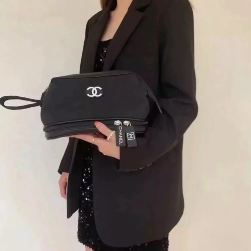 - Chanel Black Quilted Toiletry Bag with Iconic Double-C Logo - Picture 9 of 9